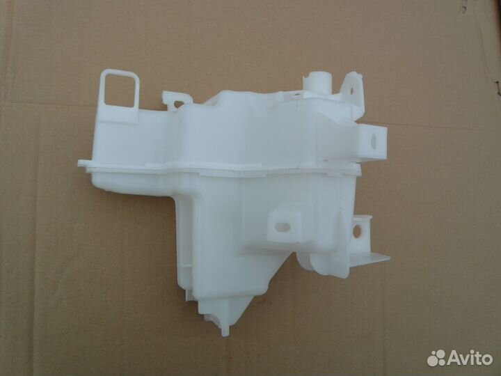 Бачок омывателя лоб стекла Аналог Mazda 3 BP 19-23