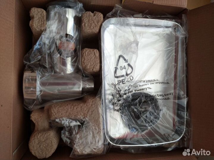 Мясорубка электрическая новая