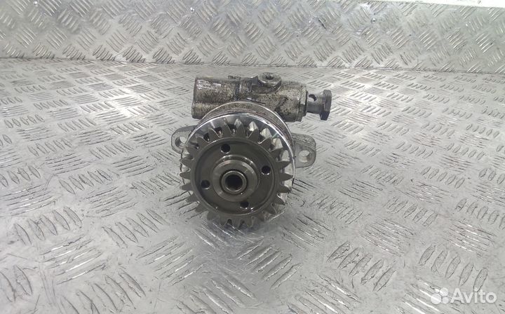 Насос гидроусилителя Volkswagen Touareg