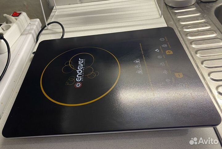 Индукционная плитка настольная