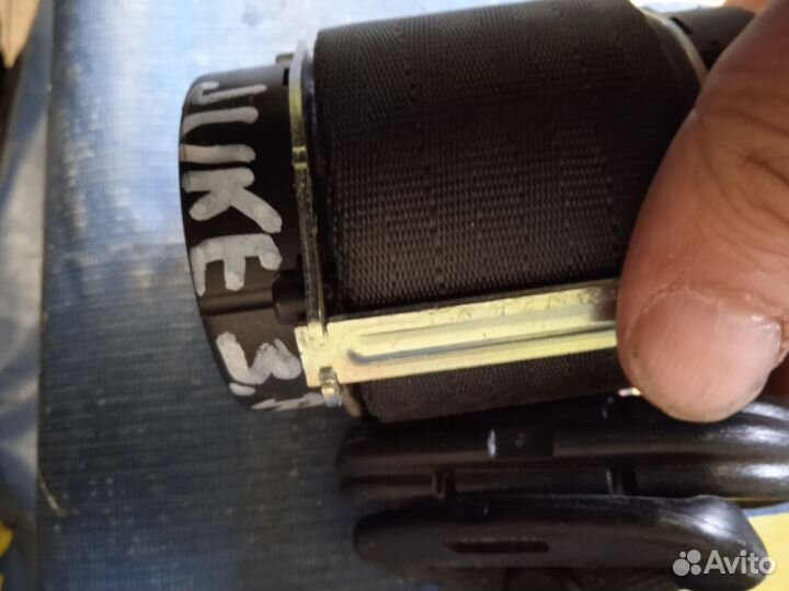 Ремень безопасности задний правый Nissan Juke