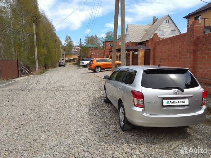 Toyota Corolla Fielder 1.5 CVT, 2011, 180 000 км