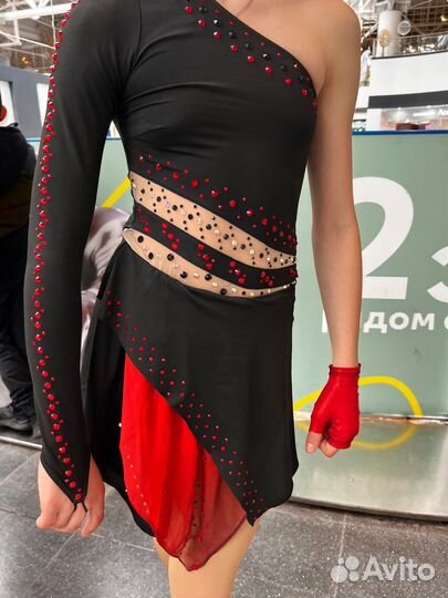 Платье для фигурного катания