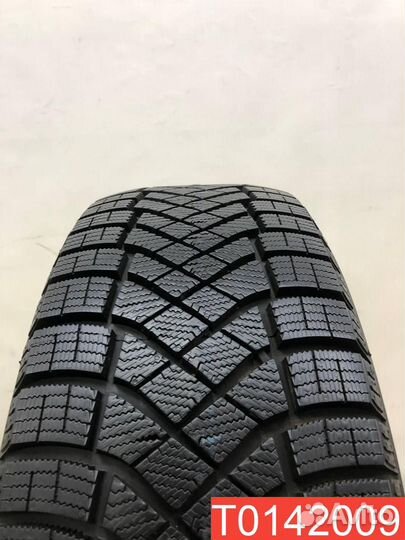 Pirelli Ice Zero FR 215/60 R17 100T