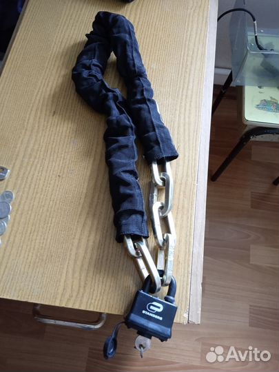 Продам цепь с замком