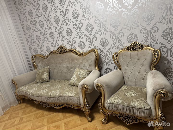 Диван и кресло