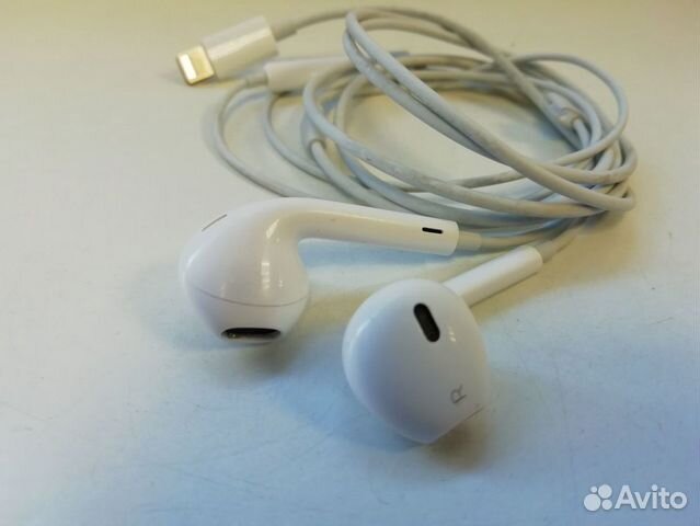 Apple EarPods lightning A1748
