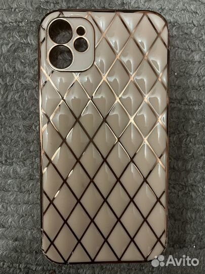 Чехол на iPhone 11