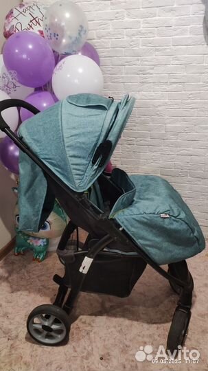 Прогулочная коляска
