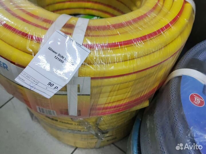 Много шлангов, всё для полива