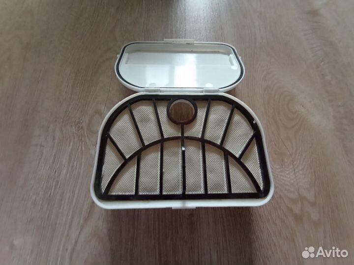 Робот пылесос supra