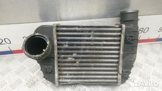 Радиатор интеркуллера audi A6 C6 (AVN05KC01)