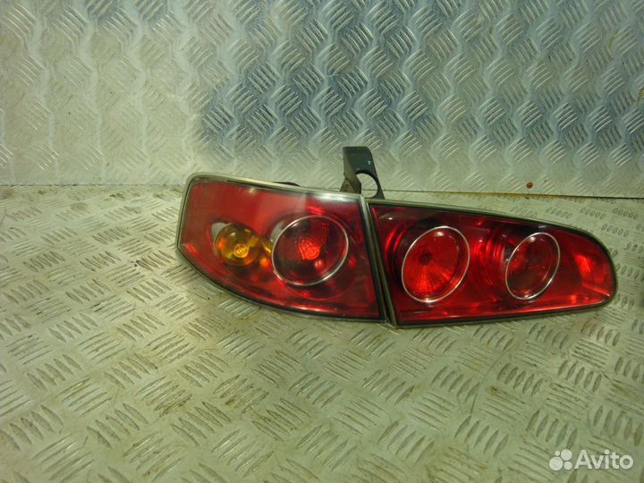 Фонарь задний Seat Ibiza 4