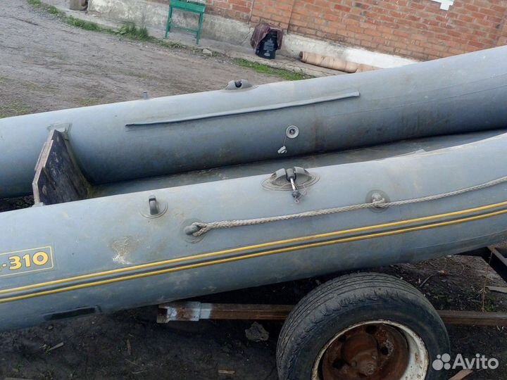 Надувная лодка