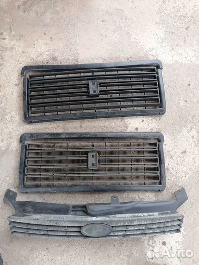 Решетка радиатора ваз 2107, черная