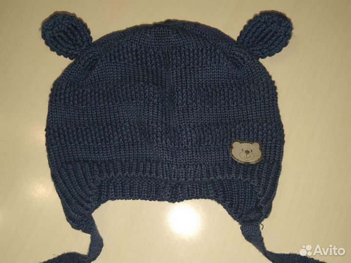 Шапка осенняя с подкладкой. 56 размер