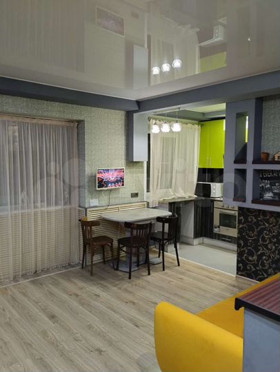 2-к. квартира, 43 м², 3/4 эт.