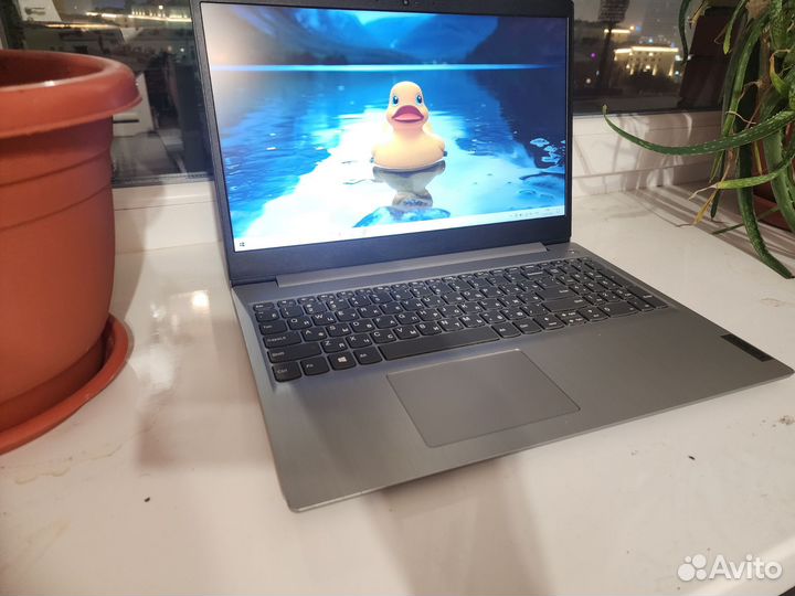 Lenovo ideapad 3