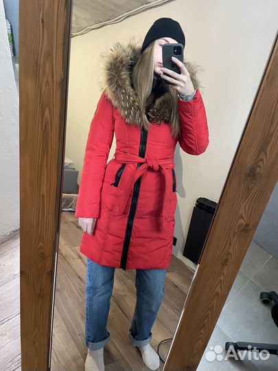 Пуховик зимний женский
