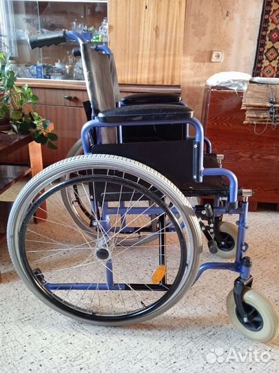 Инвалидная коляска