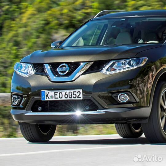 Бампер передний в цвет Nissan X-Trail T32
