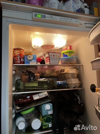 Холодильник на запчасти Б/у neff K9725X6/02