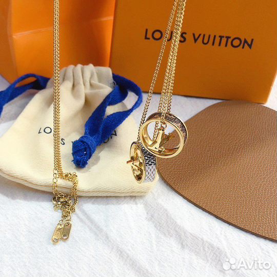 Louis vuitton подвеска lv Луи Виттон