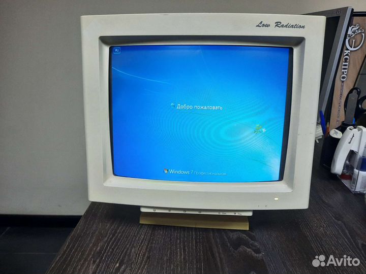 Ретро монитор