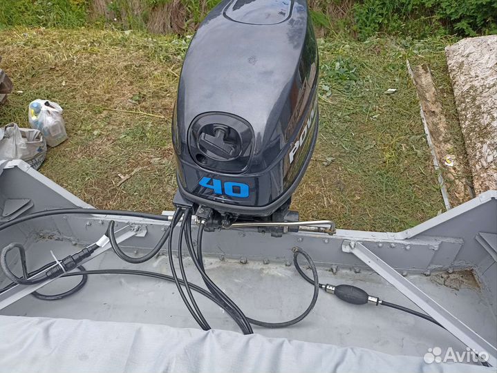 Моторная лодка прогресс4