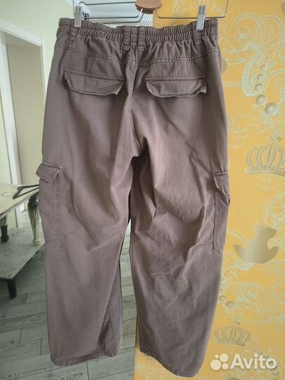 Брюки карго bershka ecru L