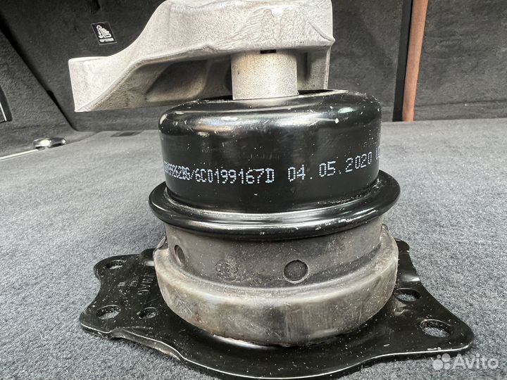 Новая подушка двс VW Polo 6C0199167D