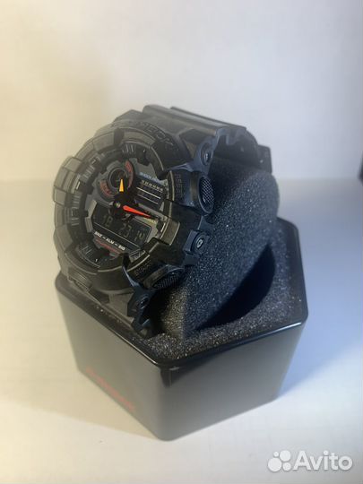 Часы Casio G-Shock GA-700BMC-1A