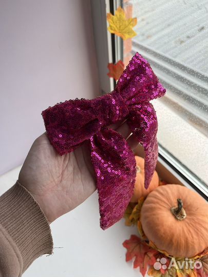 Заколка бант из пайеткок розовый и разноцветный