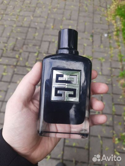 Givenchy gentleman society