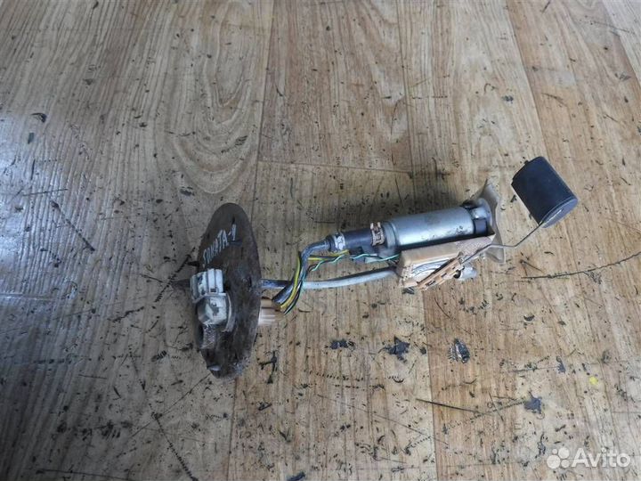 Насос топливный в бак Hyundai Sonata IV (EF) 1998