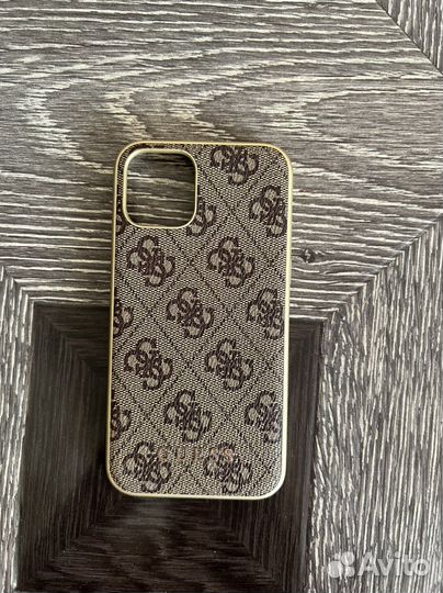 Чехол на iPhone 11 pro оригинал guess