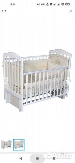 Детская кроватка с маятником