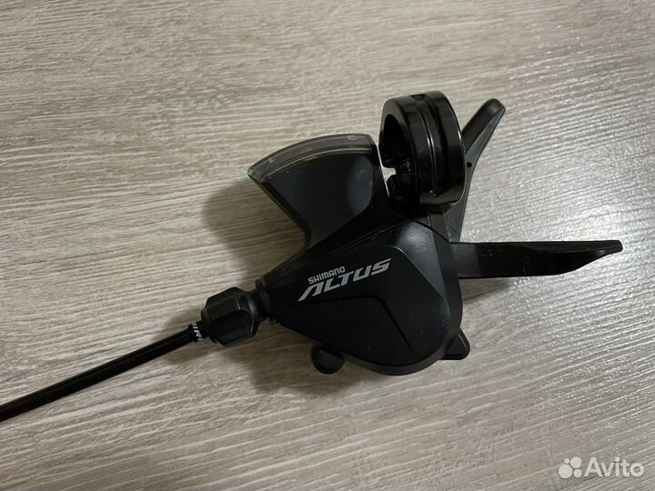 Манетка shimano altus 3 скоростная
