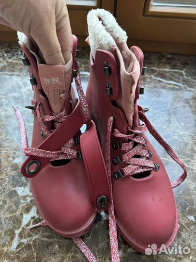 Сапожки женские