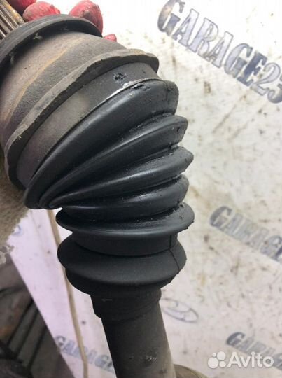 Привод правый Renault Logan 1