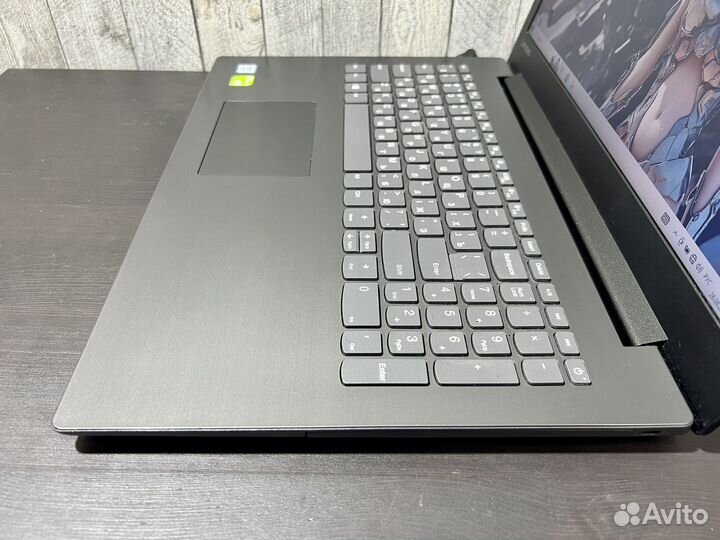 Игровой Lenovo i3-7/8Gb/SSD/MX150