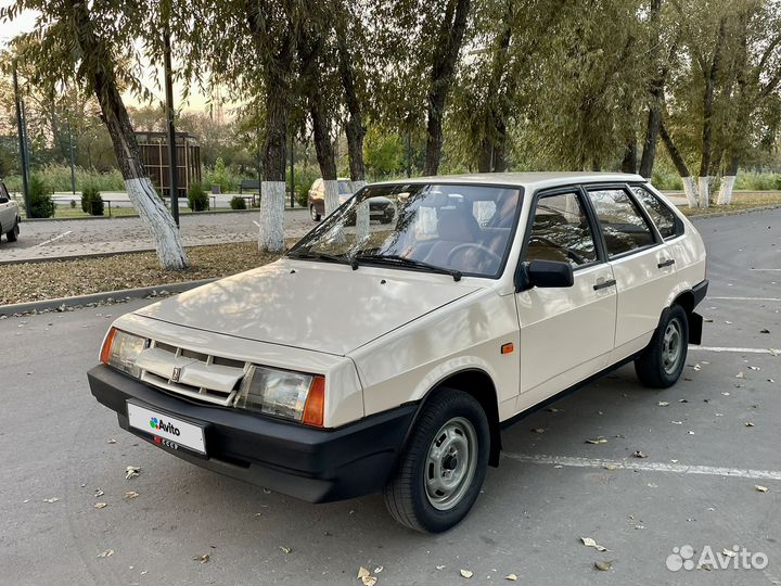 ВАЗ 2109 1.3 МТ, 1988, 10 000 км