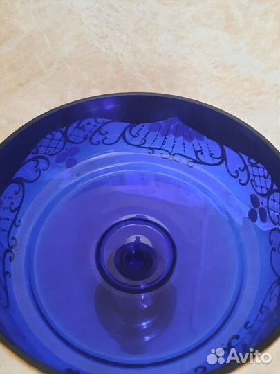 Ваза на ножке