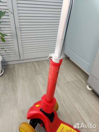 Самокат детский трехколесный бу