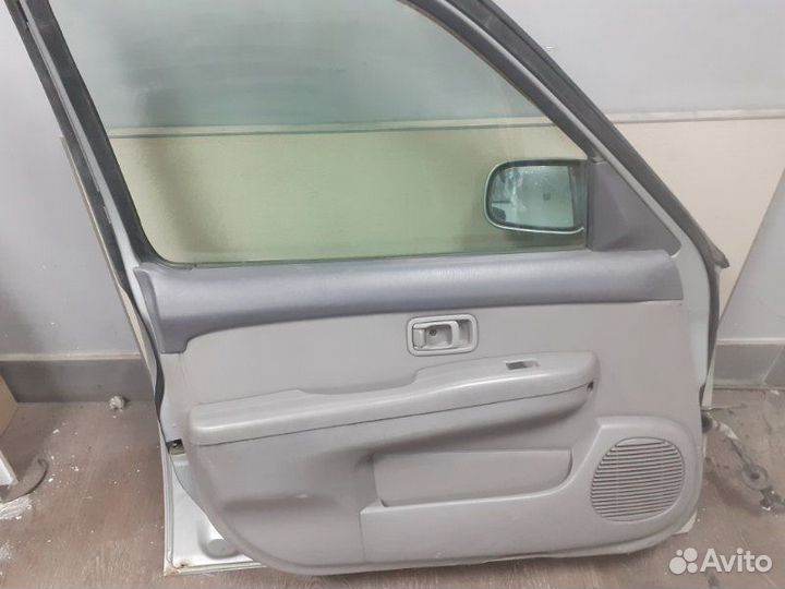 Дверь передняя левая Nissan March AK11 CG10DE