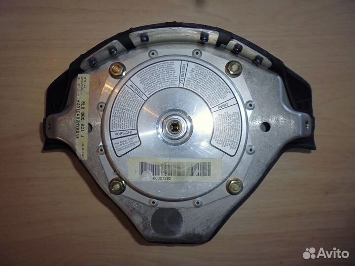 Подушка безопасности AIR BAG в руль Audi A3 8L1