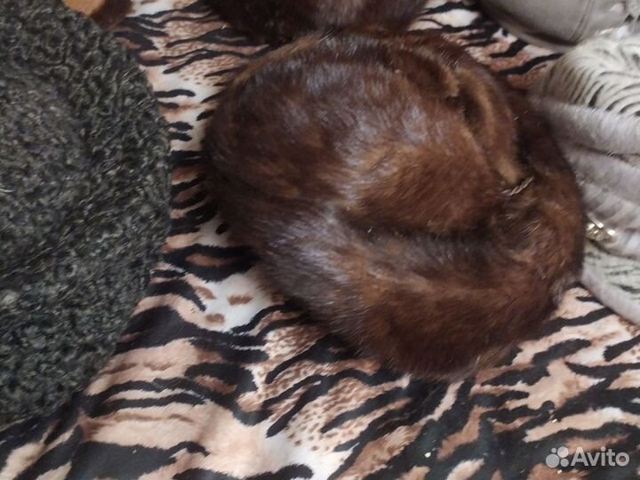 Шапки: норка, каракуль,замша