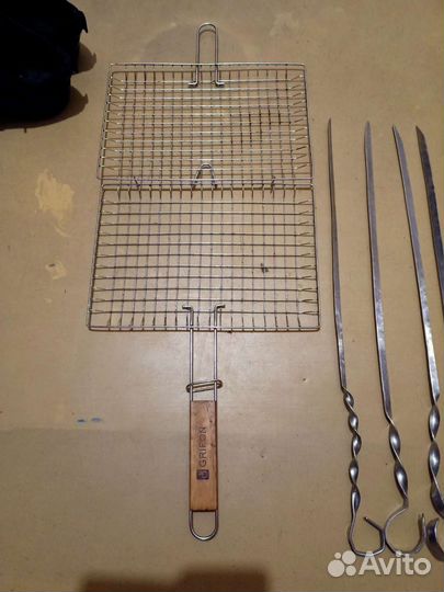 Решетка для мангала и Кувшин для вода