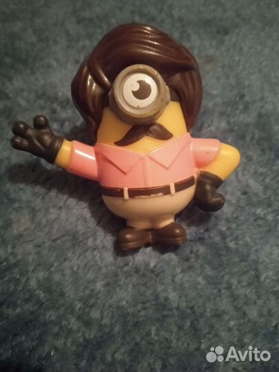 Миньоны из макдональдса