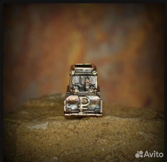 Бусина Темляк Брелок Бульдозер Экскаватор Трактор